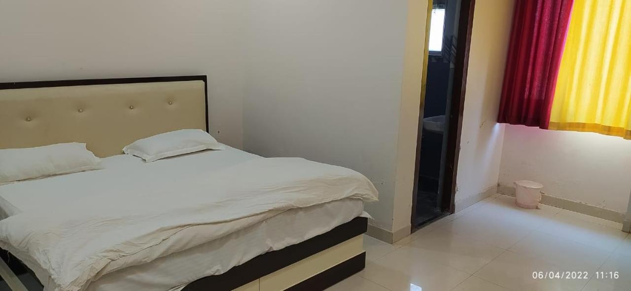 Bhagwan Hotel Gonda 外观 照片